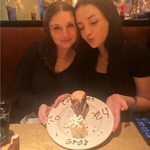 Meet your Posher, Jaymee